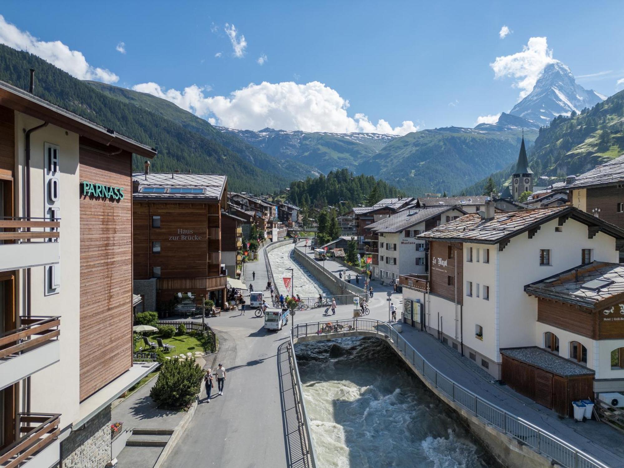 Hotel Parnass Zermatt Esterno foto