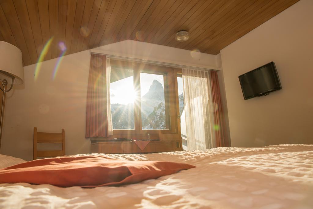 Hotel Parnass Zermatt Esterno foto